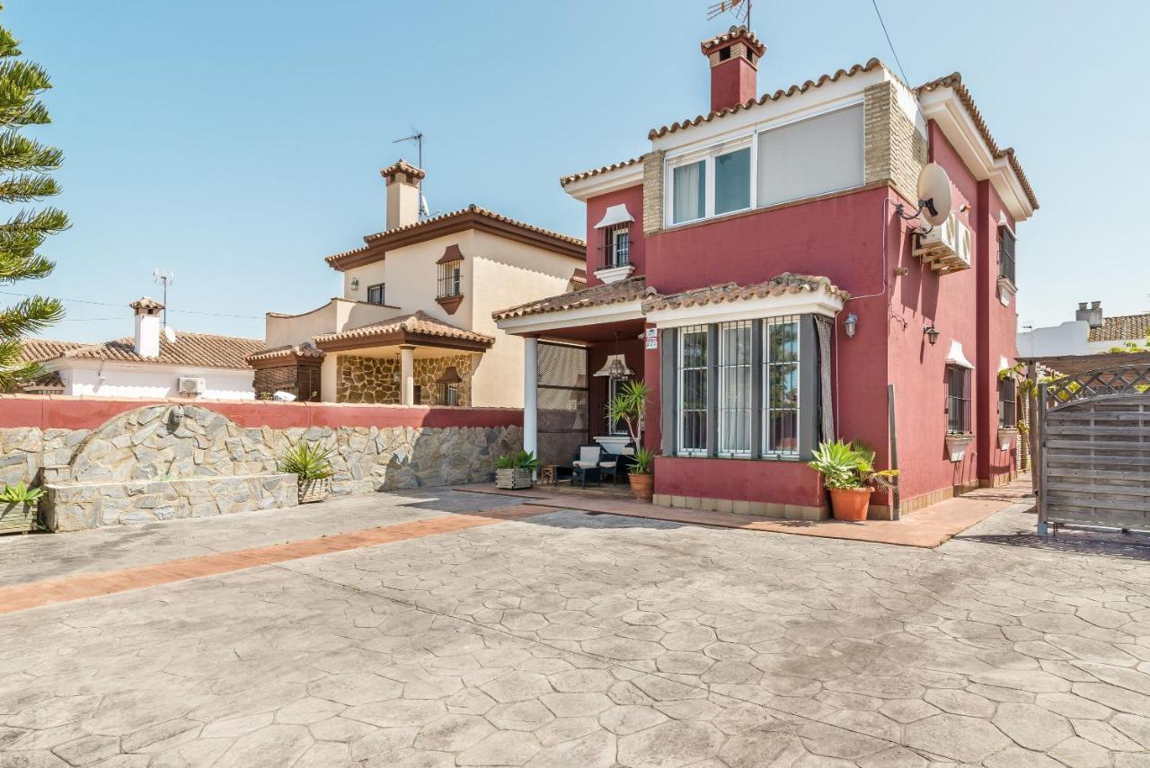 Villa Marty - Mayores De 25 Anos Chiclana de la Frontera Exterior foto